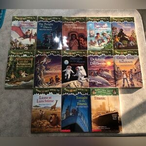 Magic Tree House Book Collection - Colorful 13 Book Set Mary Pope Osborne